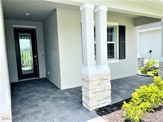 Building Photo - 2611 Scarlet Wy