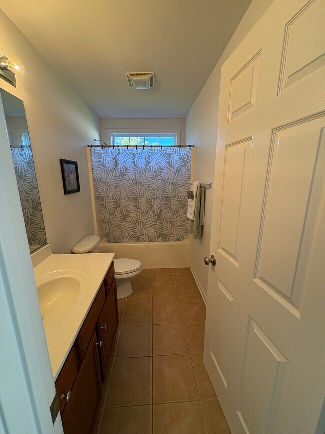 Building Photo - 5638 Roundup Cir