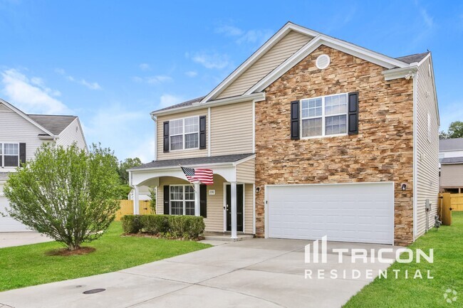 Building Photo - 2048 Lauren Woods Dr