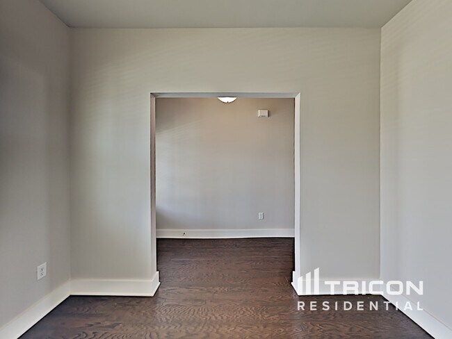 Building Photo - 4752 Kingdom Dr