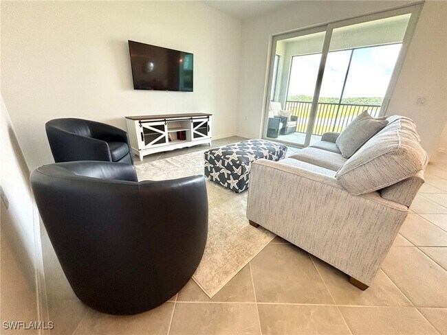 Building Photo - 15275 Grn Acrs Ave