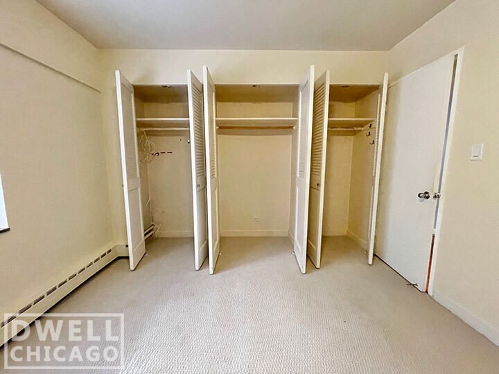 Building Photo - 4950 N Marine Dr