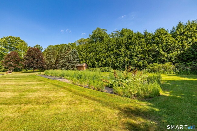 Building Photo - 428 Maple St