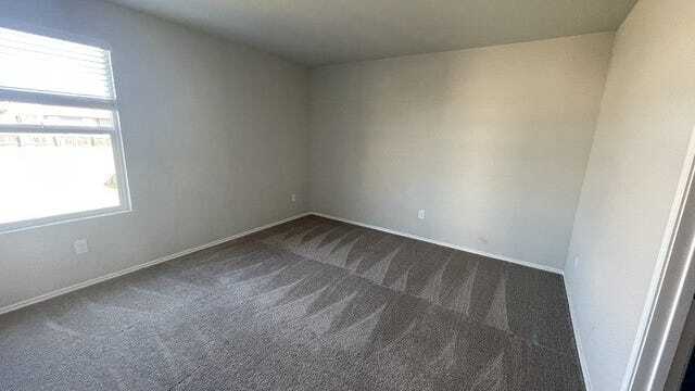 Building Photo - 430 Blue Stem Rd