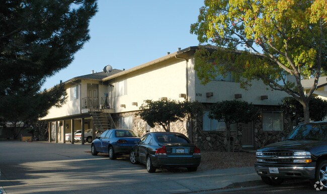 Primary Photo - 830 El Cerrito Way
