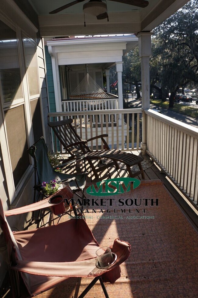 Building Photo - **REDUCED!!! Renovated Historic District!