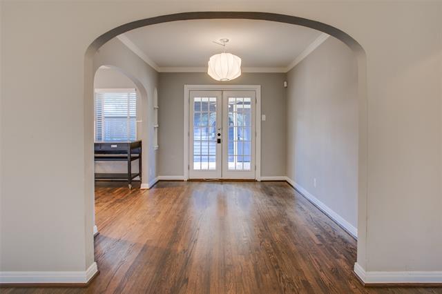 Building Photo - 2051 Marydale Rd