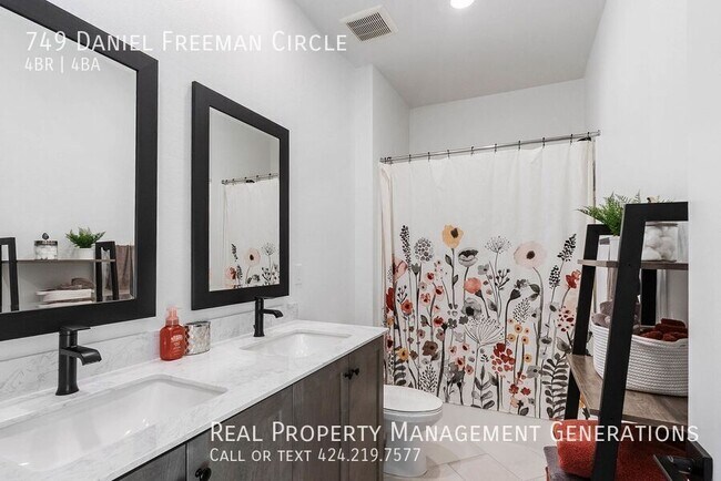 Building Photo - 749 Daniel Freeman Cir