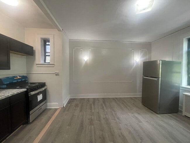 Building Photo - 1 Noll Pl