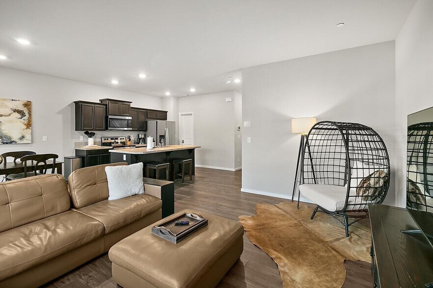 Building Photo - 10816 185th St E