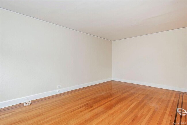 Building Photo - 69 Harney Rd