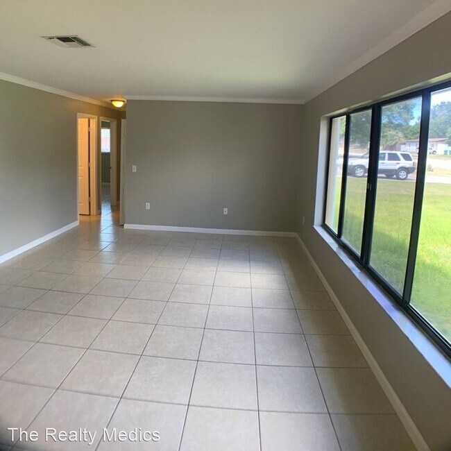 Building Photo - 3 br, 2 bath House - 1111 Tivoli Dr
