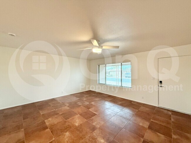 Building Photo - 4559 E Dragoon Ave