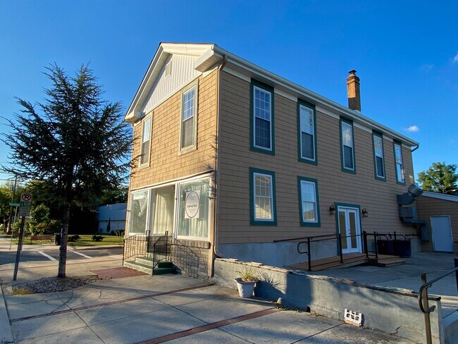 Building Photo - 6019 Main St