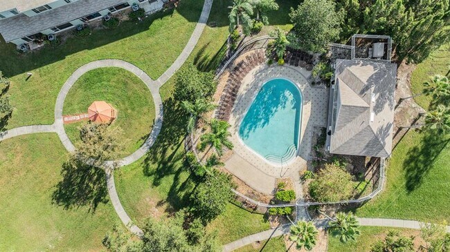 Building Photo - 2248 Lake Woodberry Cir
