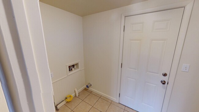 Building Photo - 3716 S 29th W Ave