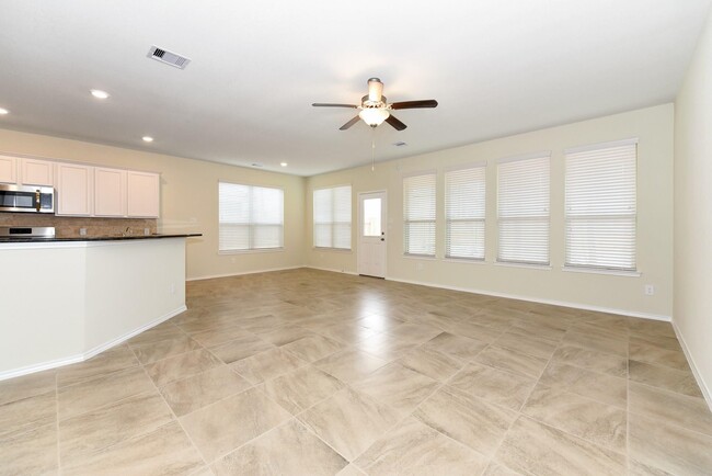 Building Photo - 4507 Whitehaven Rdg Wy