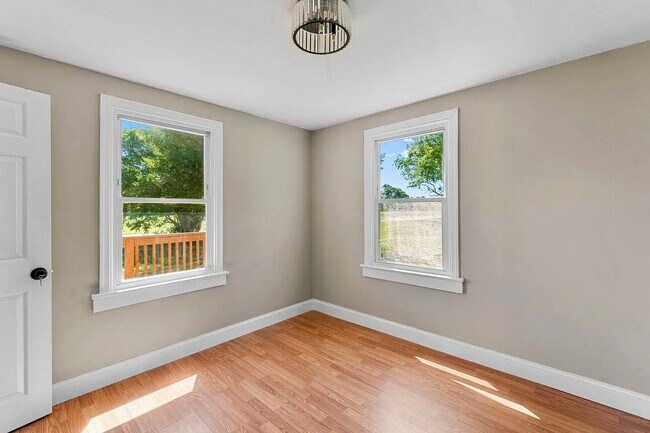 Building Photo - 2302 Lighthouse View Dr