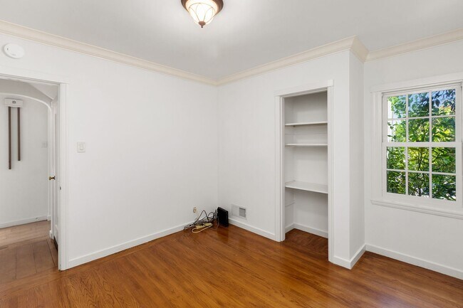 Building Photo - Forest Hill: Bright Updated Single Family Home with Garage, Backyard & Storage