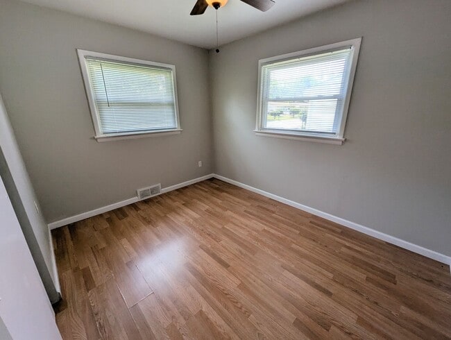 Building Photo - 1451 Widefields Ln