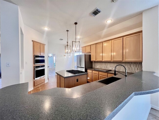 Building Photo - 14214 Ayers Rock Rd