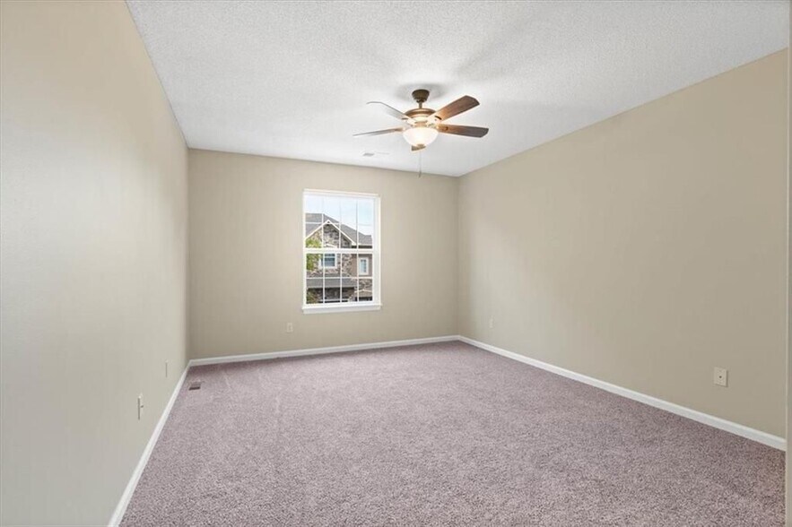 Building Photo - 7839 W 158th Ct