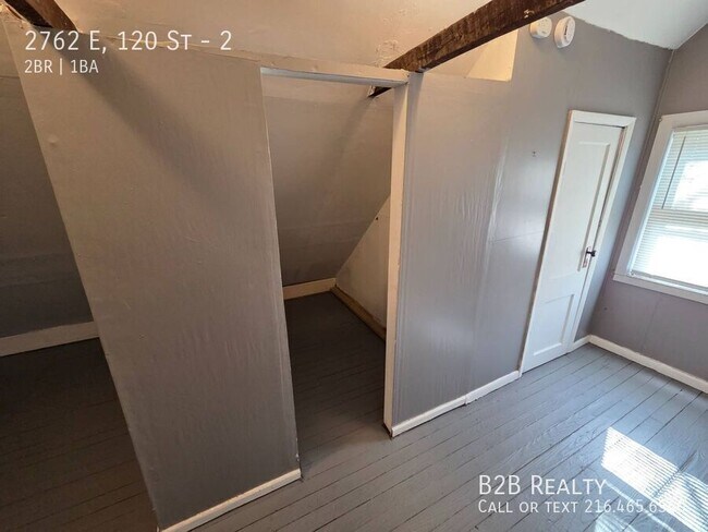 Building Photo - 2762 E 120th St