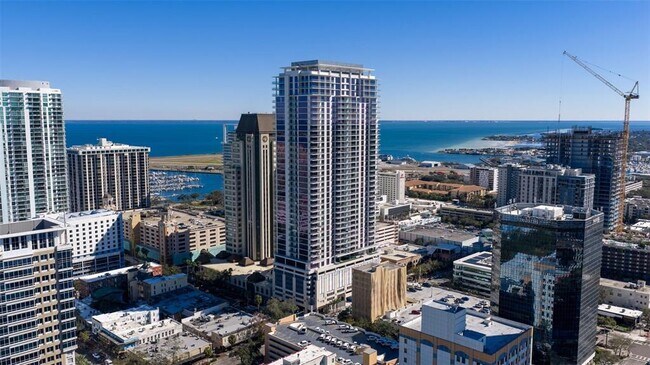 Building Photo - 275 1st Ave S