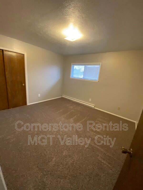 Building Photo - 817 3rd St SW