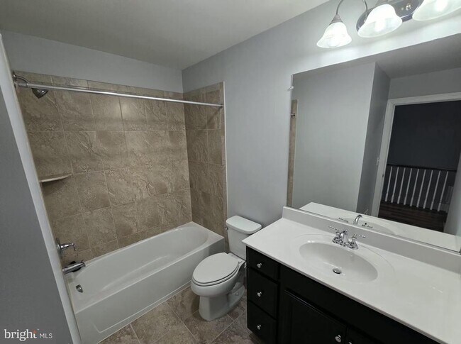 Building Photo - 16667 Danridge Manor Dr