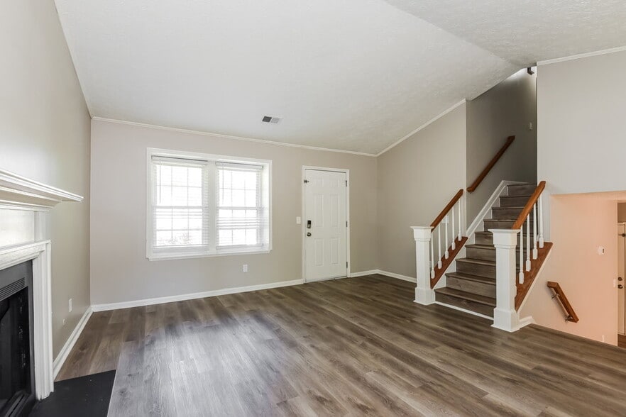 Building Photo - 10305 Virginia Pine Ln