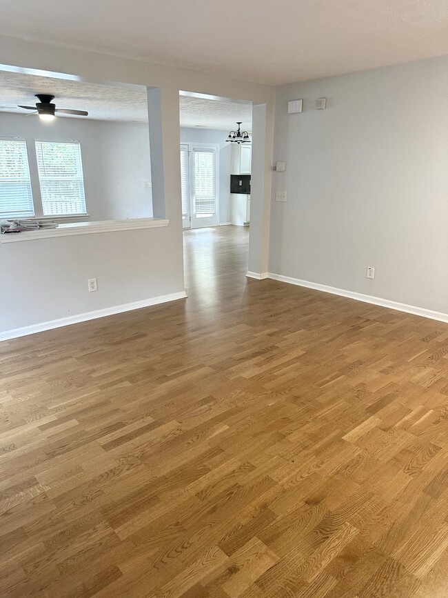 Building Photo - 125 Cedar Bay Cir