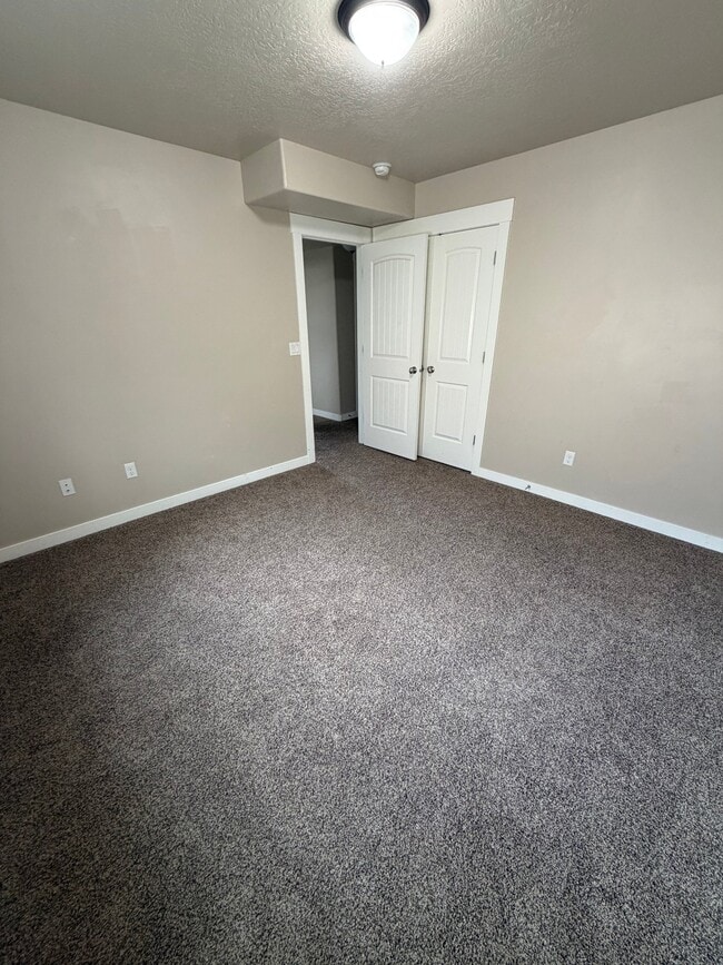 Building Photo - 3886 E S Pass Cv