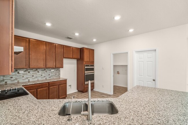 Building Photo - 22223 Esperanza Wy