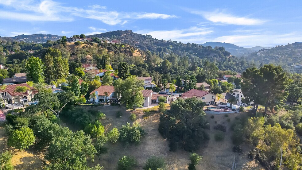 Privileged community! - 4352 Park Corona