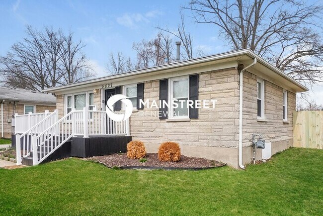 Building Photo - 3 Bedroom Pet-Friendly Home in LOUISVILLE, KY with Main Street Renewal