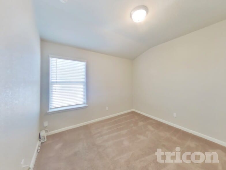 Building Photo - 5503 Shasta Pl