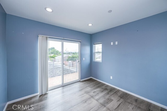 Building Photo - 6719 Vineland