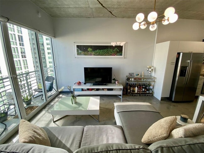 Building Photo - 133 NE 2nd Ave