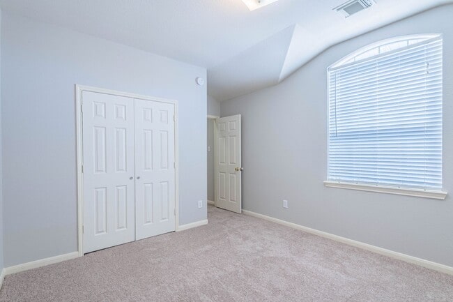 Building Photo - 20926 Hamlet Ridge Ln