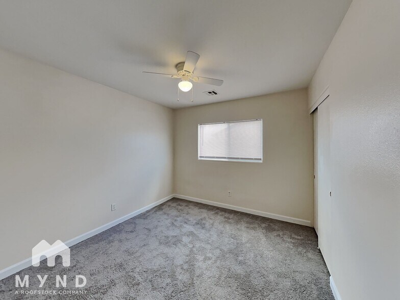 Building Photo - 10269 Free Spirit St