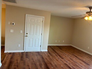 Building Photo - 4805 Poplar Crest Way