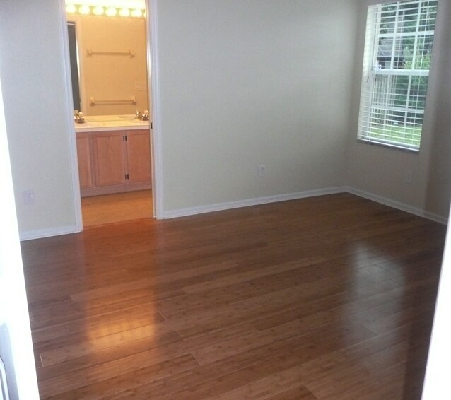 Building Photo - Lake Mary 3 Bed 2 bath Pool with Pet frien...