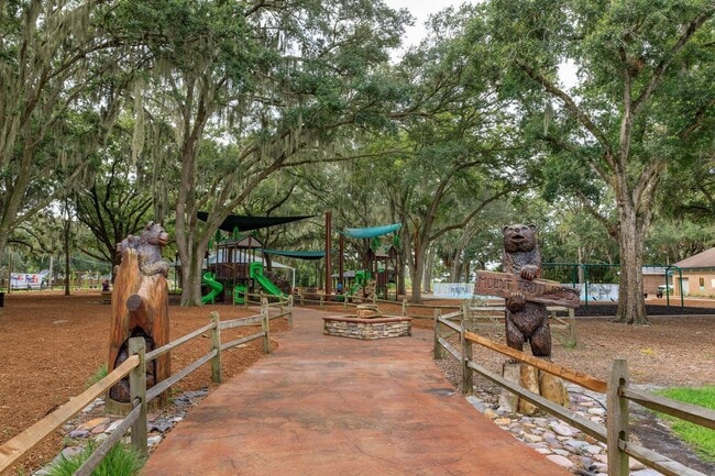 Building Photo - Spacious 4-Bedroom, 2.5-Bathroom Townhome with Modern Finishes and Community Amenities!