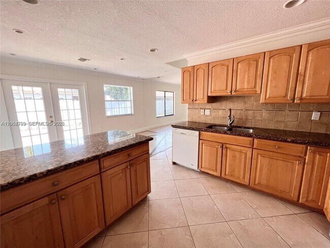 Building Photo - 9554 Biscayne Park Ct