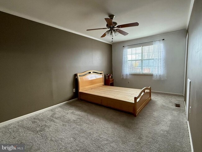 Building Photo - 9 Ingrid Ct