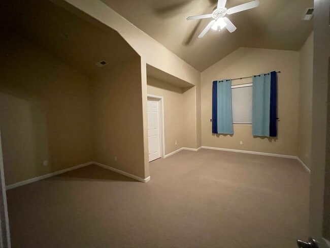 Building Photo - Beautiful home in Sparks- Gated community!