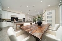 Building Photo - 109 Pitch