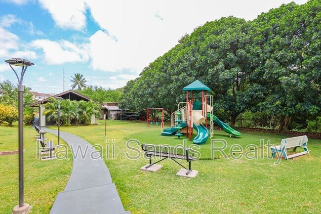 Building Photo - 98-402 Koauka Loop