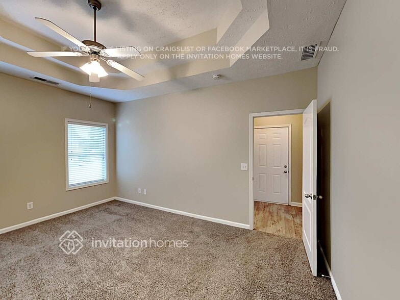 Building Photo - 19 Centennial Ln